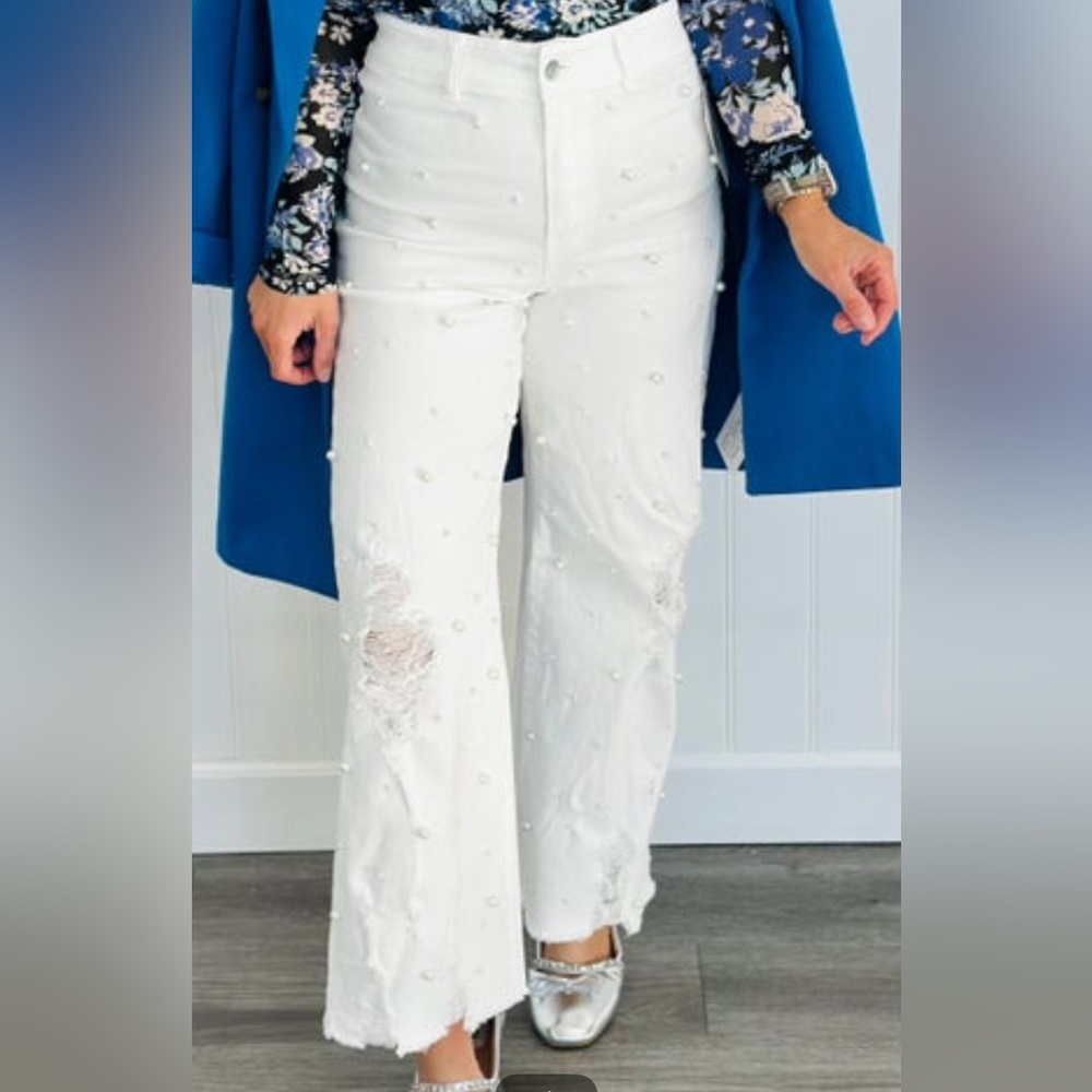Fantastic Fawn White Distressed Pearl Embellished Jeans